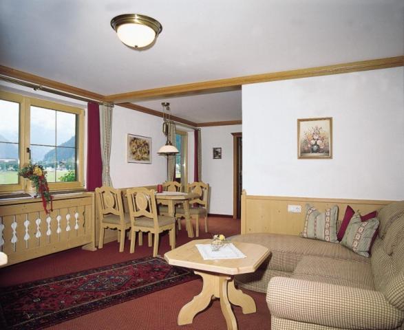 Hotel-Garni Almhof Mayrhofen Eksteriør billede
